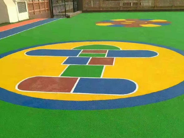 幼兒園塑膠地坪的維護保養(yǎng)以及使用注意事項